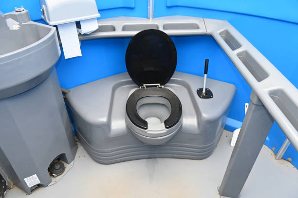 Best Luxury portable toilet rental  in Rosebud, SD